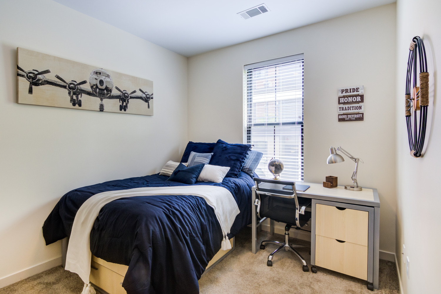 interior 257 thayer bedroom